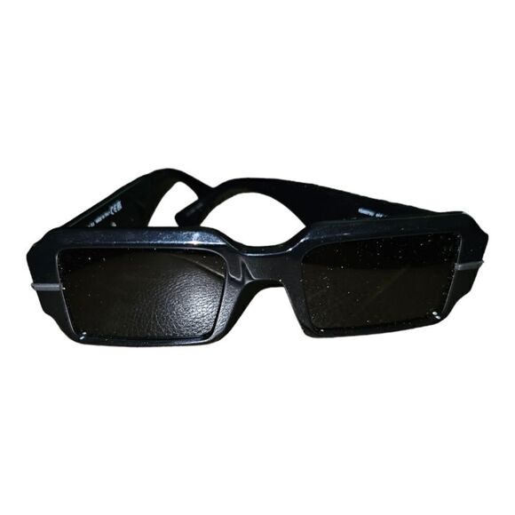 FENDI - The Fendigraphy 52mm Geometric Sunglasses - Shiny Black / Smoke - Picture 1 of 4